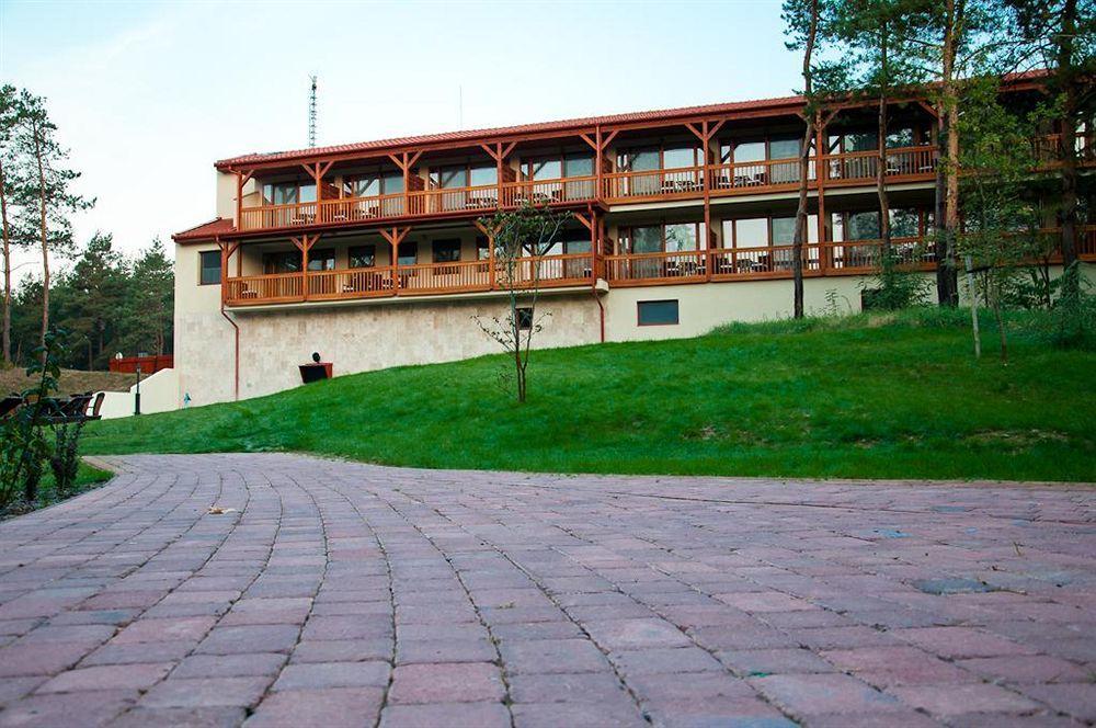Erdospuszta Club Hotel Fenyves Debrecen Exteriör bild